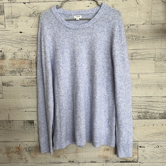 J. Crew Factory Sweaters - J.Crew women’s sweater. Size large.